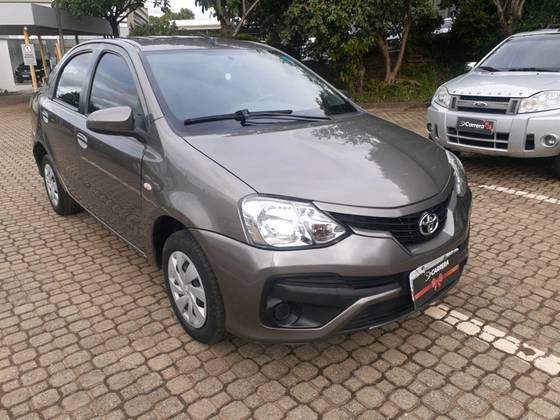 TOYOTA ETIOS 1.5 XS SEDAN 16V FLEX 4P MANUAL TOYOTA ETIOS 1.5 XS SEDAN 16V FLEX 4P MANUAL